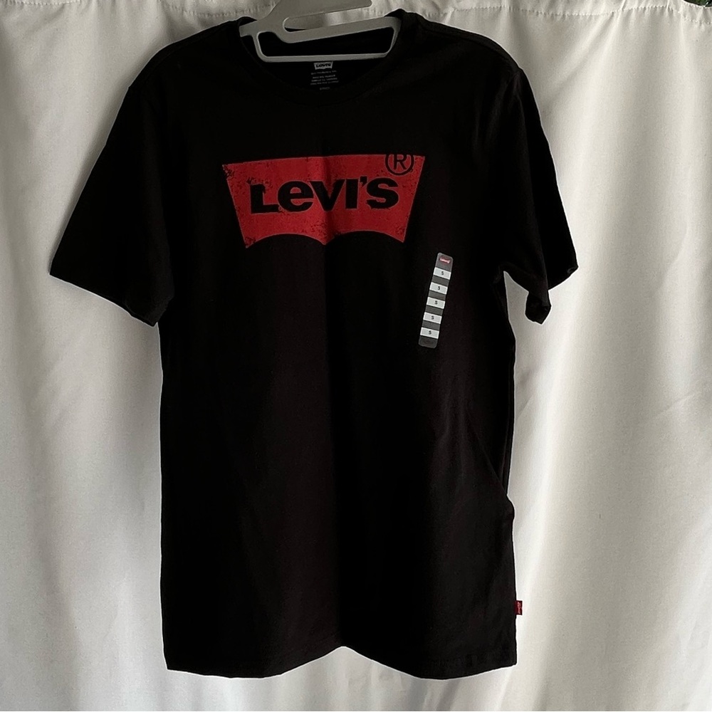 Levi’s Black T-Shirt New without Tag